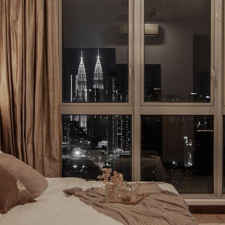 สวีท แอนด์ เรสซิเดนซ์ แอท เรกาเลีย Apartment กัวลาลัมเปอร์ ภายนอก รูปภาพ